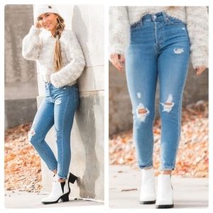 NEW Levi's Distressed Wedgie Fit Skinny Jeans